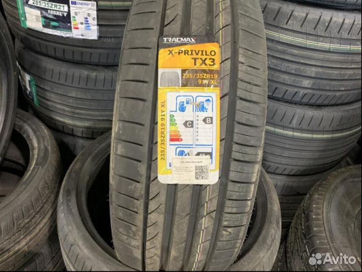 Tracmax X-Privilo TX3 235/35 R19 91Y