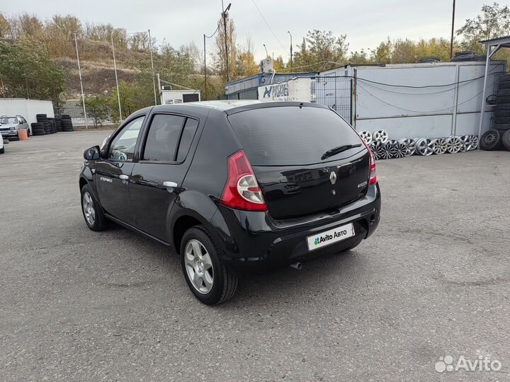 Renault Sandero 1.6 МТ, 2015, 199 211 км