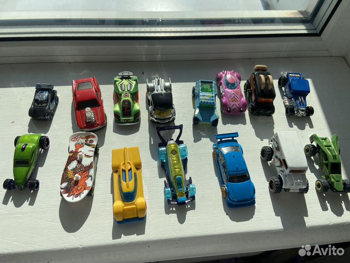 Hot Wheels машинки