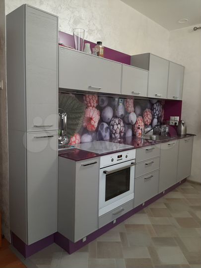 4-к. квартира, 129,3 м², 1/2 эт.