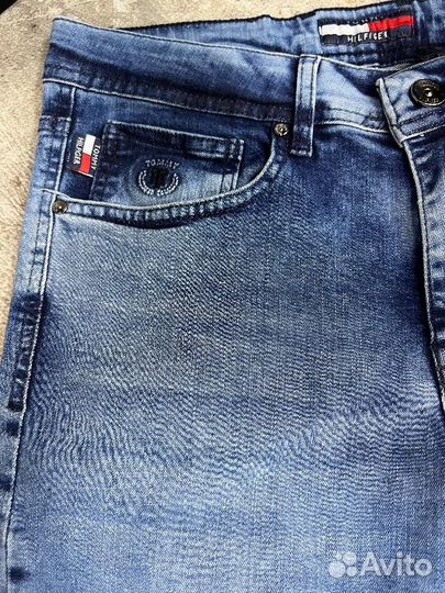 Джинсы Tommy Hilfiger