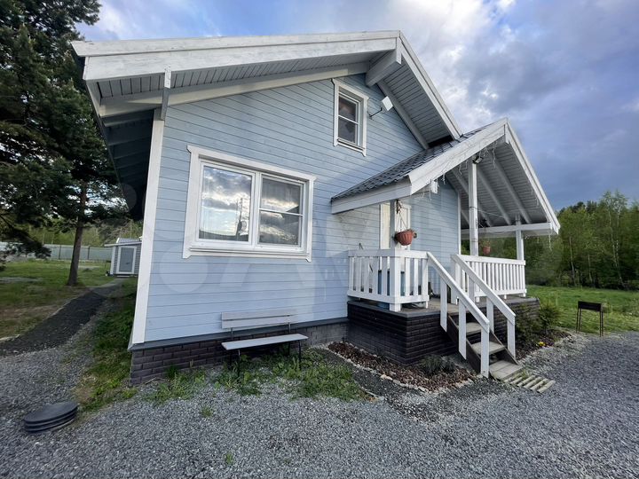 Коттедж 160 м² на участке 15 сот.