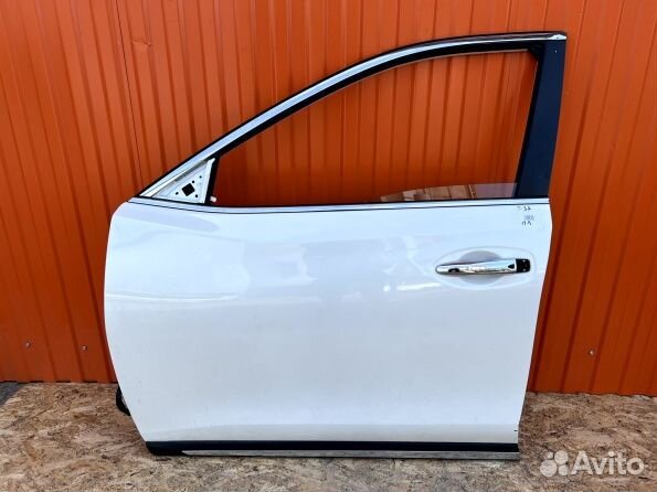 Ниссан Х-Трейл Т 32 дверь передняя левая