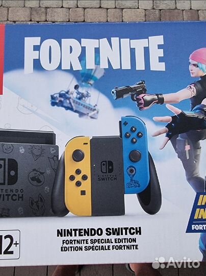 Nintendo switch 32GB особое издание Fortnite