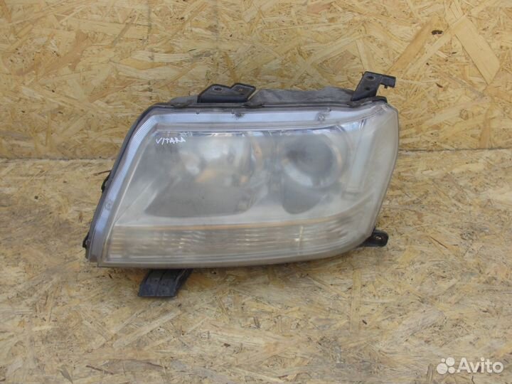 Фара левая Suzuki grand vitara