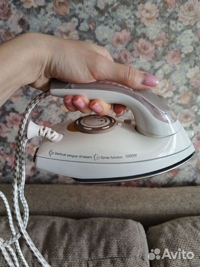 Утюг дорожный Maxima