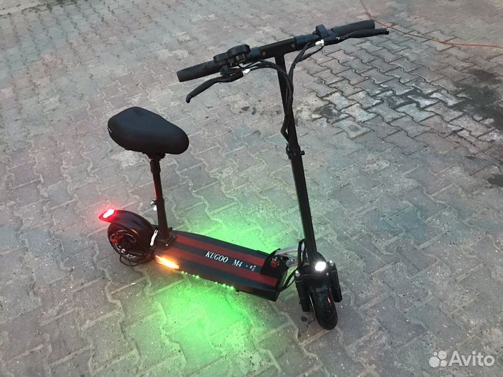 Самокат взрослый kugoo m4