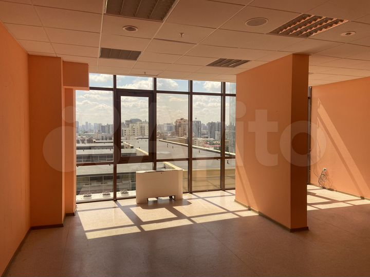 Офис 96.5 м² в БЦ 