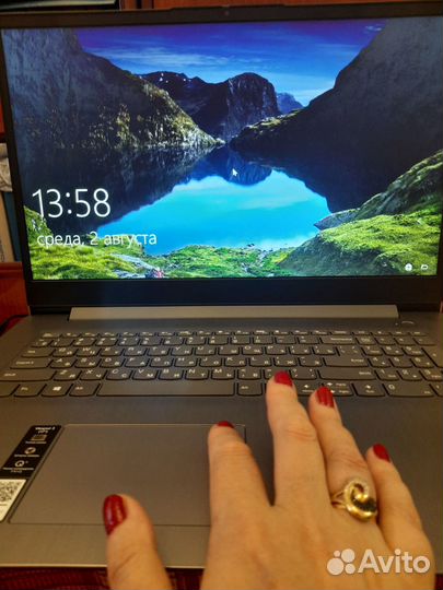 Продам новый ноутбук Lenovo