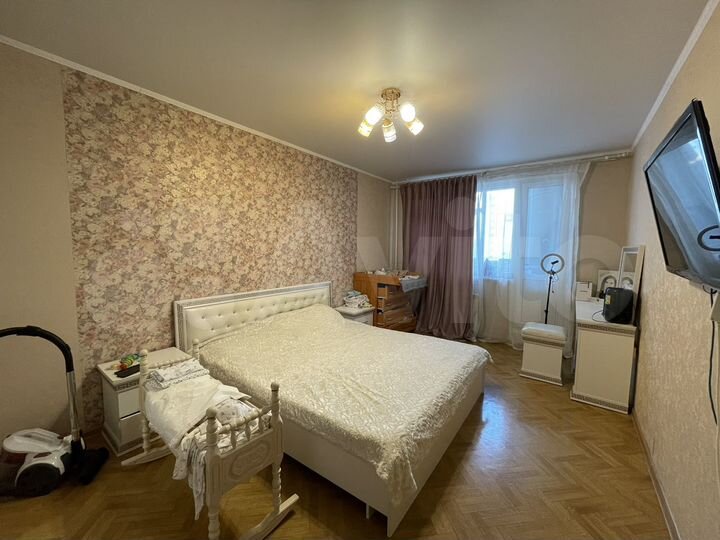 3-к. квартира, 74 м², 3/16 эт.