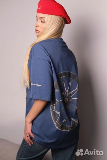 Футболка женская