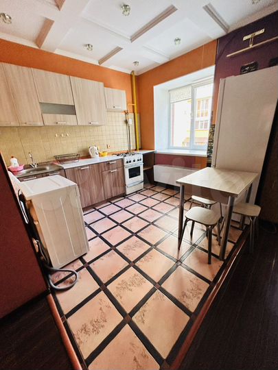 2-к. квартира, 48 м², 2/8 эт.