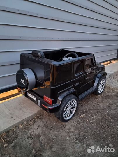 Детский электромобиль