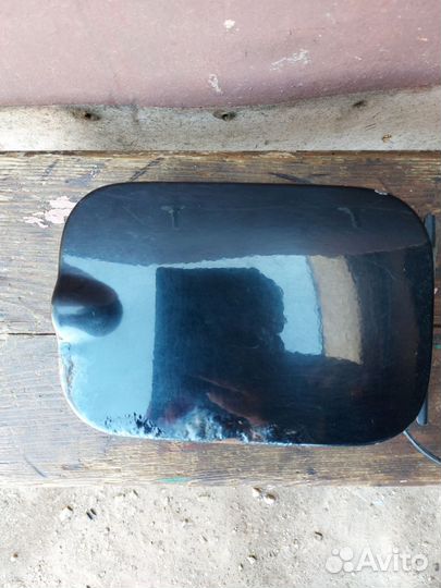 Лючок бензобака Лада Приора