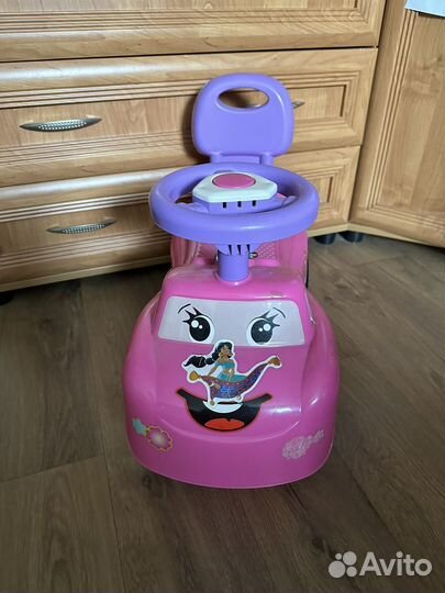 Детская машинка каталка беговел толокар