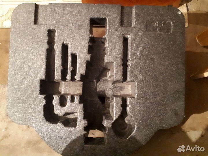 Пенал в запасное колесо+2 коврика Honda Civic