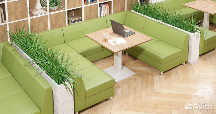 Кожаный диван