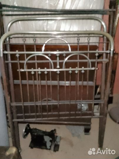 Кровать походная складная