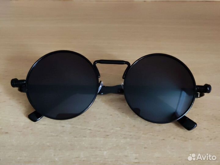 Солнцезащитные очки