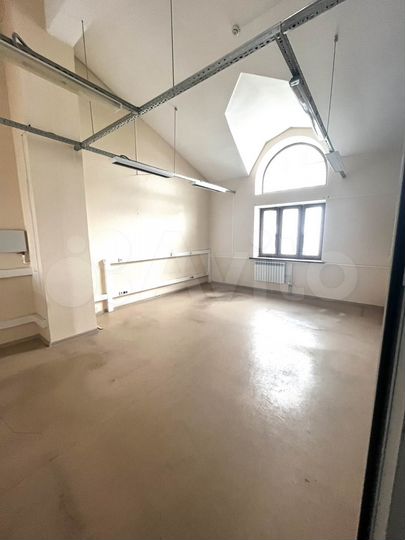 Свободного назначения, 100 м²