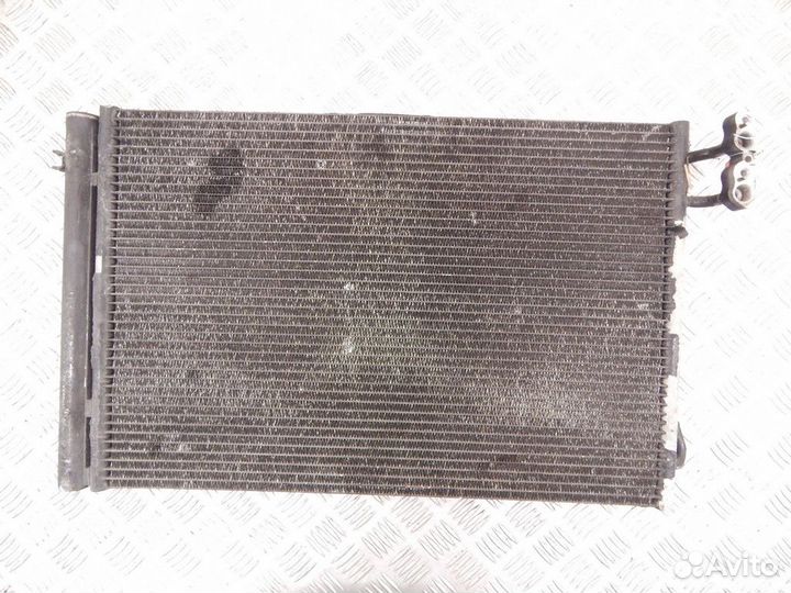 Радиатор кондиционера BMW E90/91/92