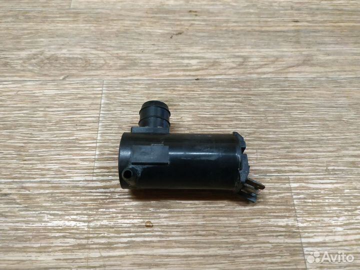 Насос омывателя Mazda Capella 626 GF (1997-2002)