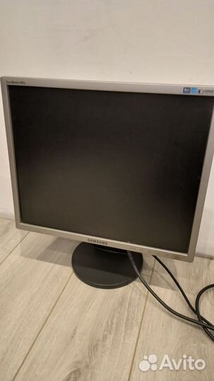 Монитор 19'' Samsung syncmaster 943n