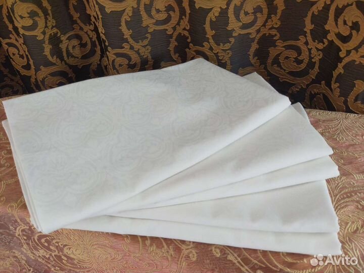 Чехлы на стулья банкетные и оформление президиума