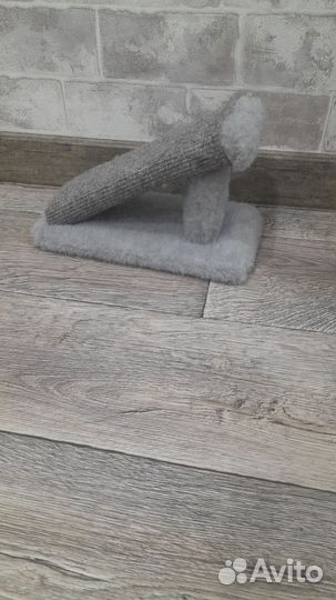 Домик для кошки с когтеточкой бу