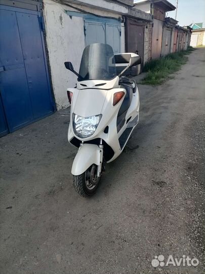 Максискутер Honda Foresight