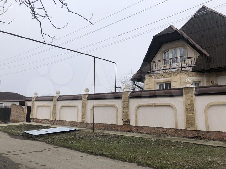 Дом 10 м² на участке 8,5 сот.