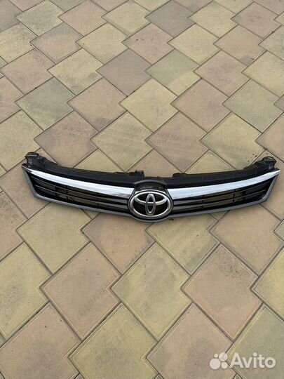 Решетка радиатора camry 55