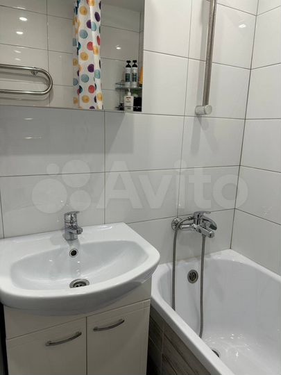 2-к. квартира, 56 м², 5/5 эт.