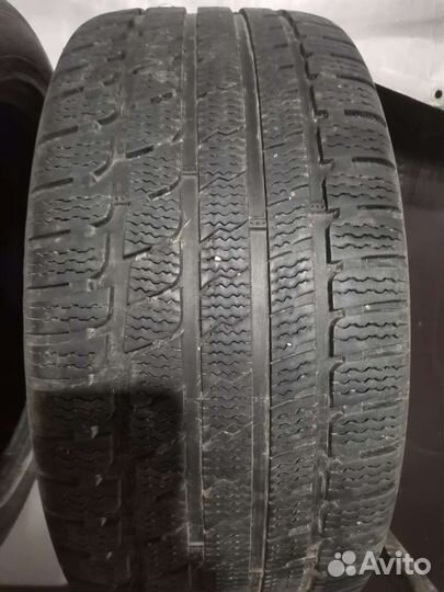 Kumho I'Zen KW27 245/45 R17