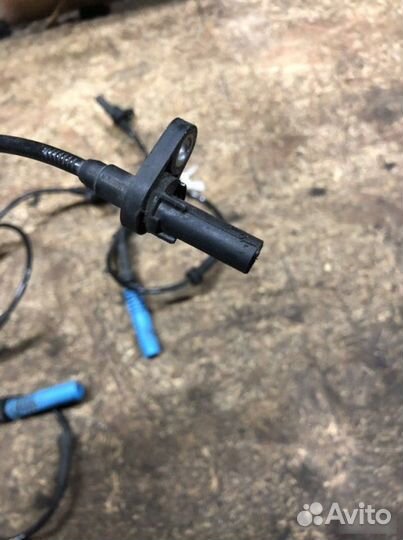 Датчик ABS передний Bmw E60