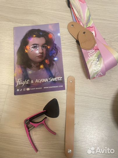 Укулеле flight