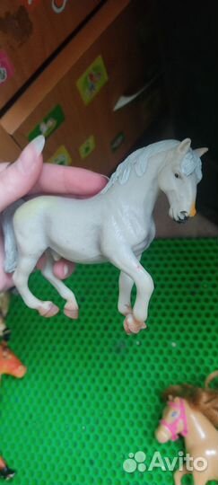 Игрушки лошади