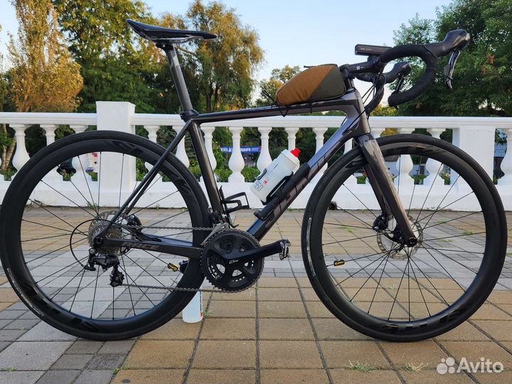 Шоссейный карбоновый велосипед Jamis Xenith race