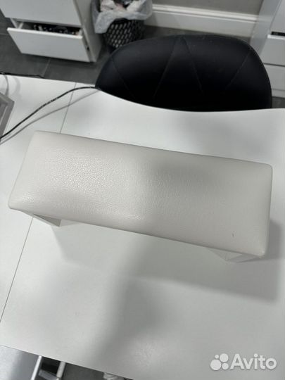 Подставка для маникюра