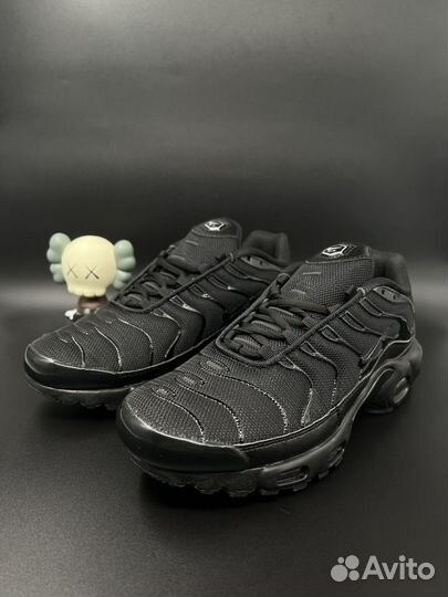 Кроссовки Nike Air Max Tn Plus черные