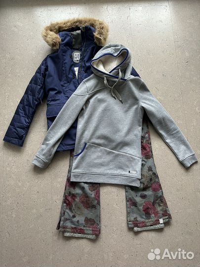 Горнолыжный костюм Roxy