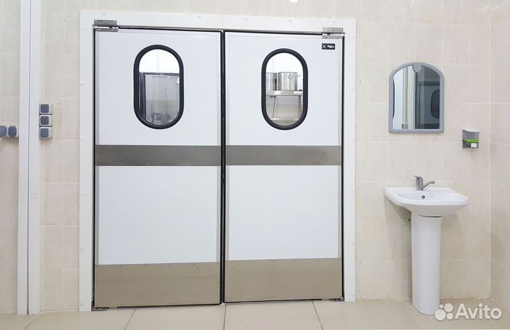 Маятниковые двери