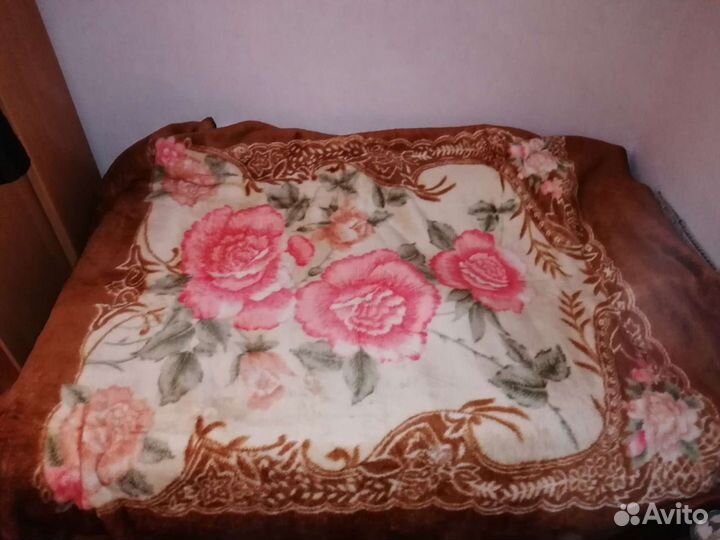 Плюшевый плед 200х220 новый в упаковке