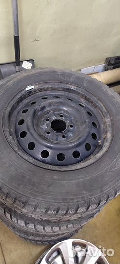 Nokian Tyres Hakkapeliitta 7 SUV 215/70 R16