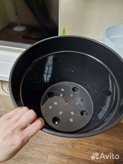 Горшок для цветов с автополивом