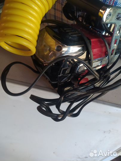 Компрессор воздушный автомобильный