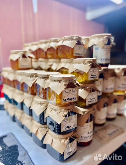 Варенье и масло гхи