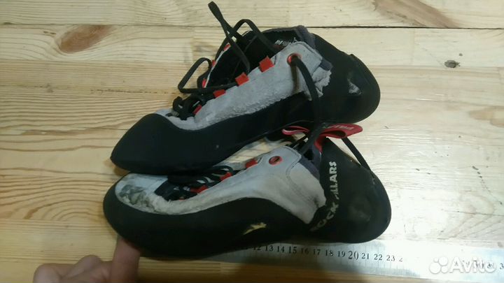 Скальные туфли Рок пиларс, скальники для начинающи