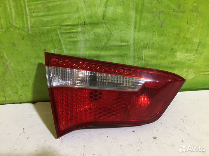 Фонарь крышки багажника KIA Rio 3 924034X000