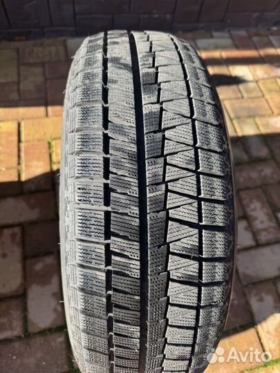 Bridgestone Blizzak Revo GZ 185/60 R15 84S